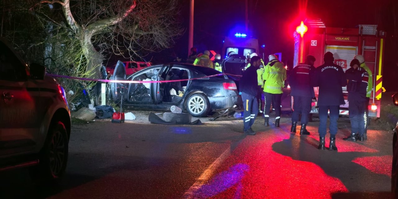 Bursa'da feci kaza: 2 ölü, 2 yaralı