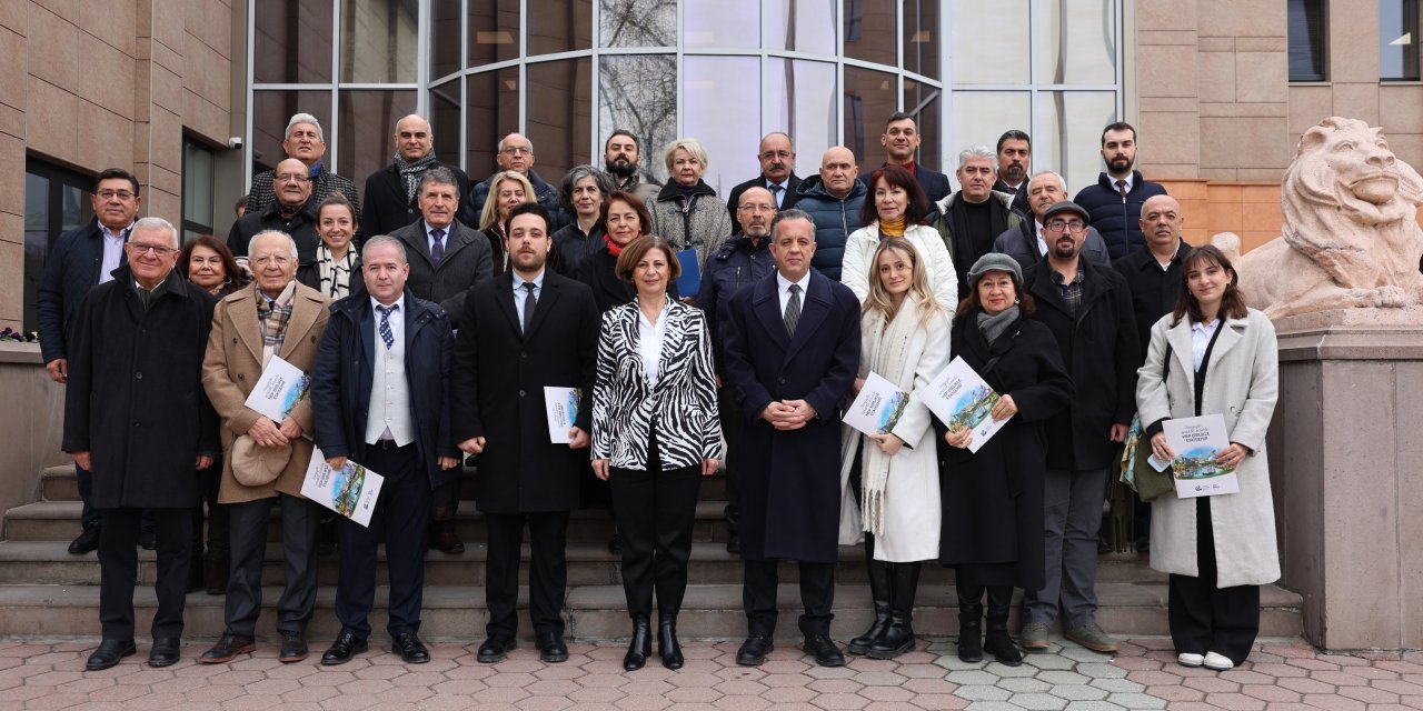 Başkan Ünlüce Eskişehir Kent Konseyi ile bir araya geldi