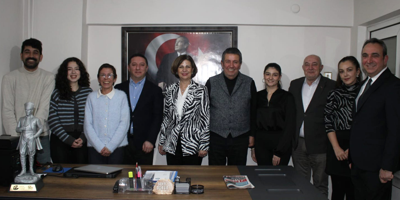 Ayşe Ünlüce’den İstikbal Gazetesi'ne tebrik ziyareti