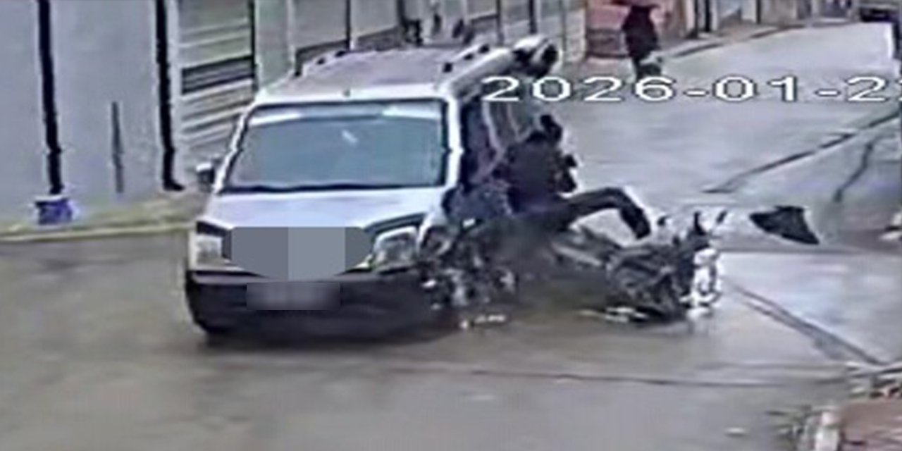 Eskişehir'de feci kaza: Genç kurye ağır yaralandı