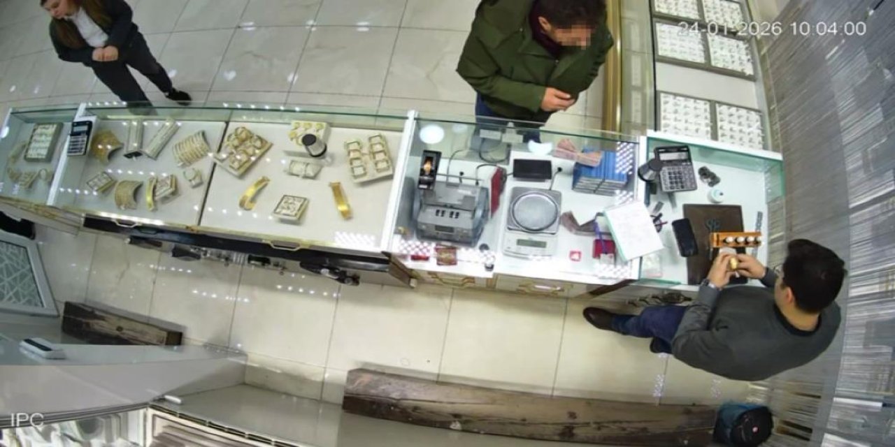 Eskişehir’de kuyumcunun dikkati dolandırıcının oyununu bozdu