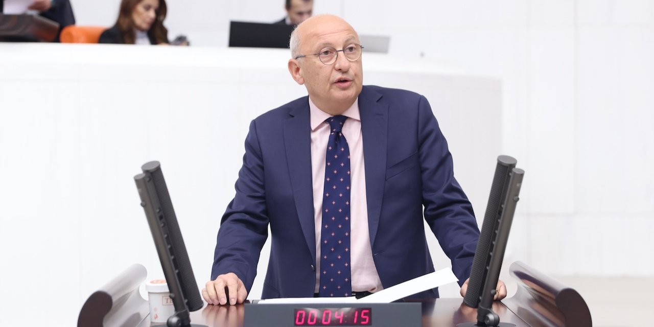 CHP'li Çakırözer iktidara yüklendi: Eskişehirliler bu ülkenin üvey evladı değildir