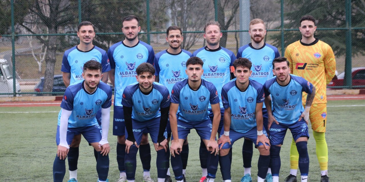 Lider 4 köşe (4-0)