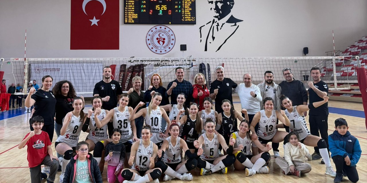 Şehir Koleji başardı