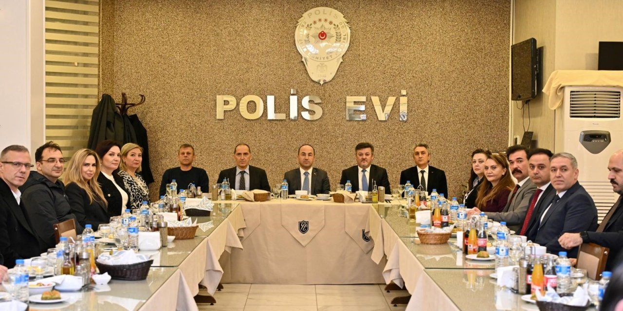 Eskişehir Emniyeti’nden Sercihan Barutcu'ya veda yemeği