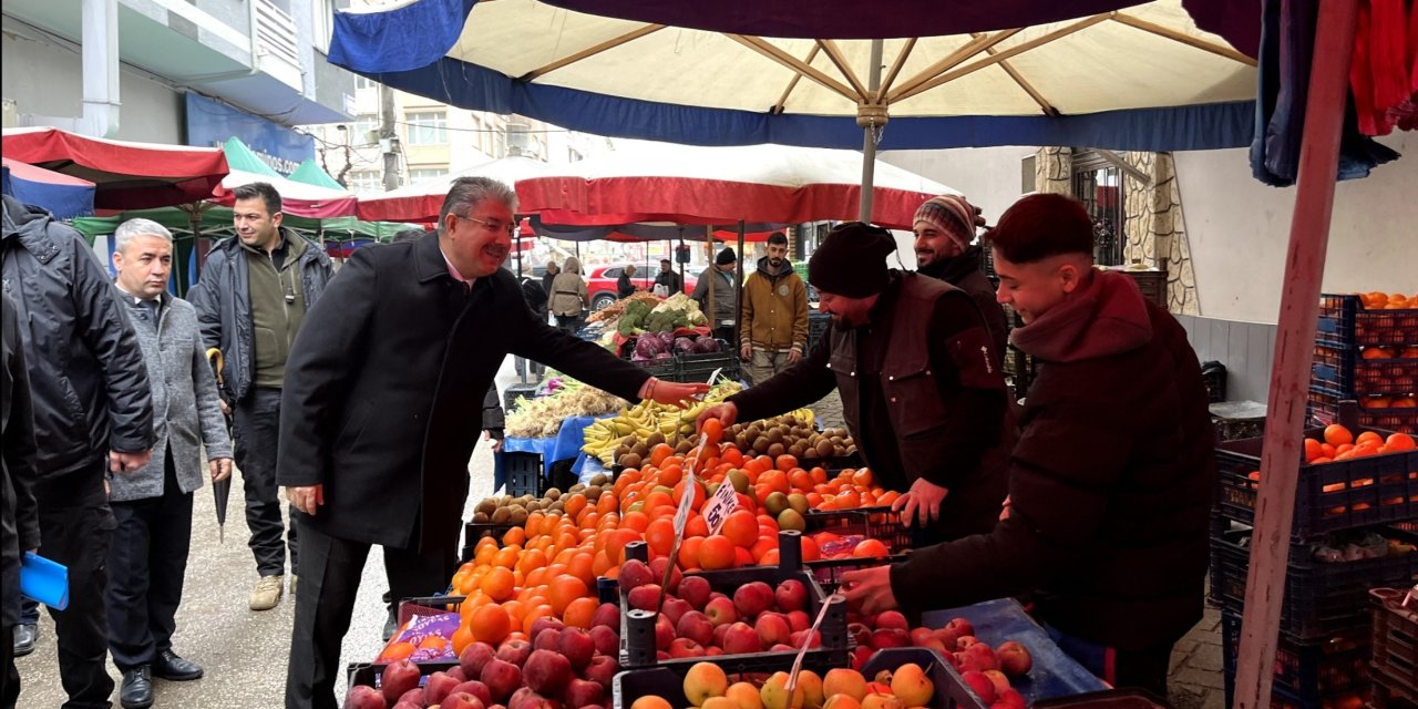 Eskişehir Valisi Erdinç Yılmaz esnafı dinledi