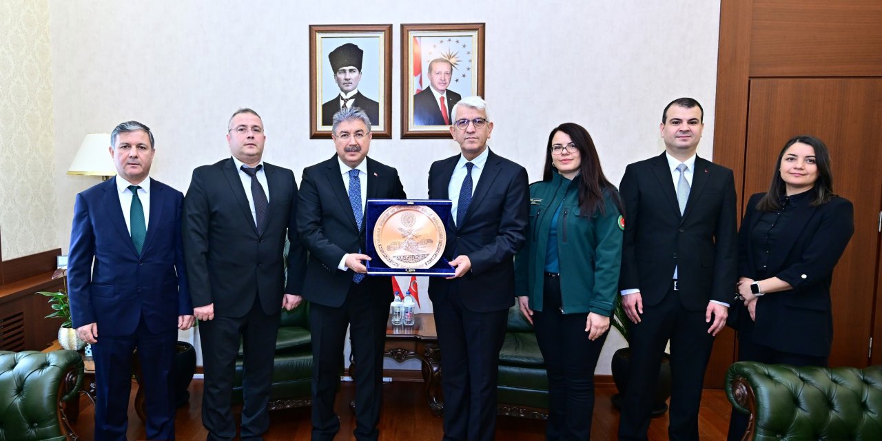 Mehmet Tuncay Bayraktar Vali Yılmaz'ı ziyaret etti