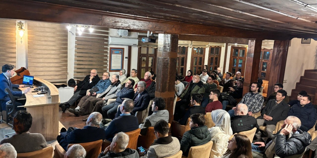 Volkan Marttin Eskişehir Türk Ocağı'nda konuştu