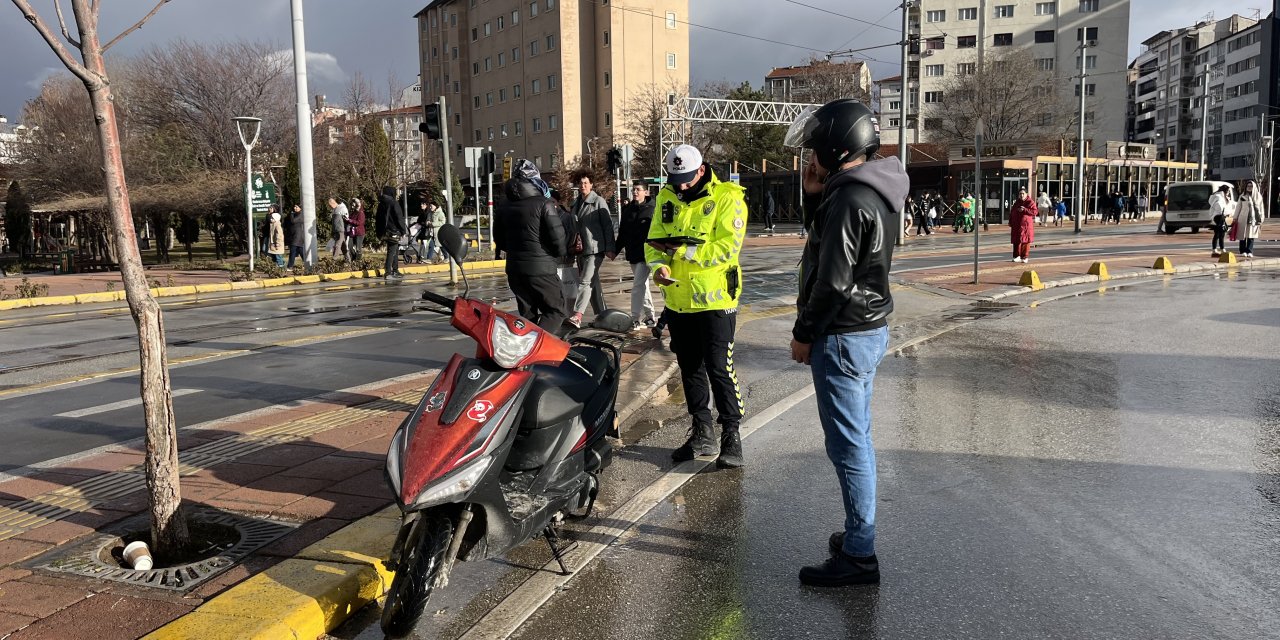 Eskişehir'de kural ihlali yapan motosikletlilere ceza