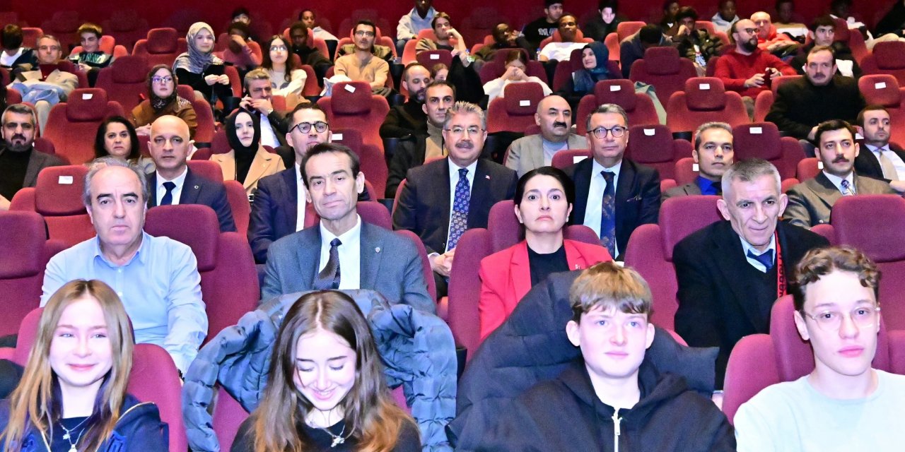 Vali Yılmaz 'Hind Rajab'ın Sesi' filminin gösterimine katıldı