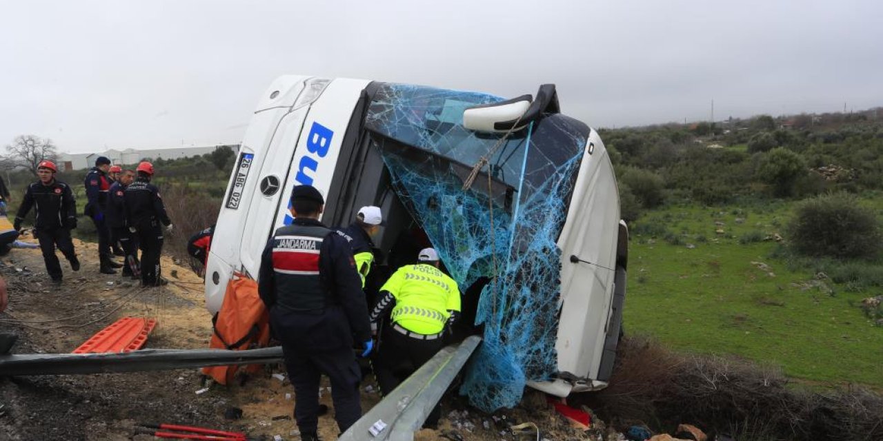 Eskişehir merkezli firmaya ait otobüste facia: 8 ölü 26 yaralı...