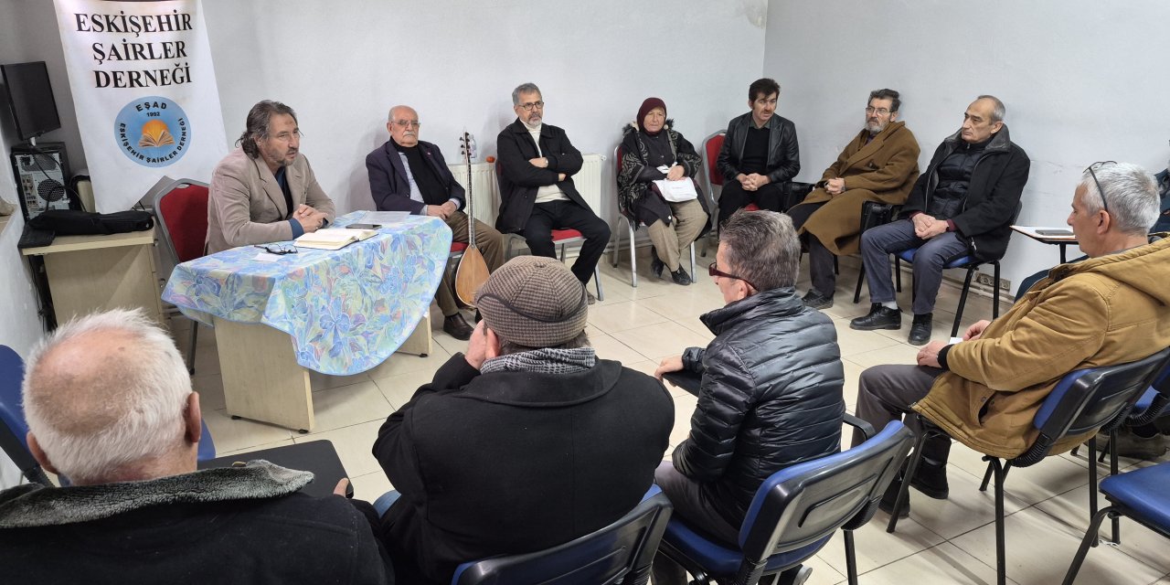 Eskişehir'de şiiri unutturmamak için çabalıyorlar