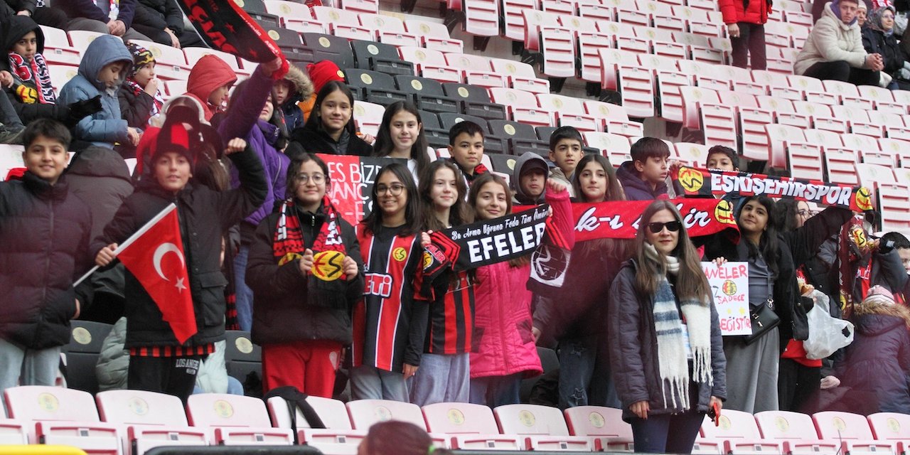 Miniklerden tam destek