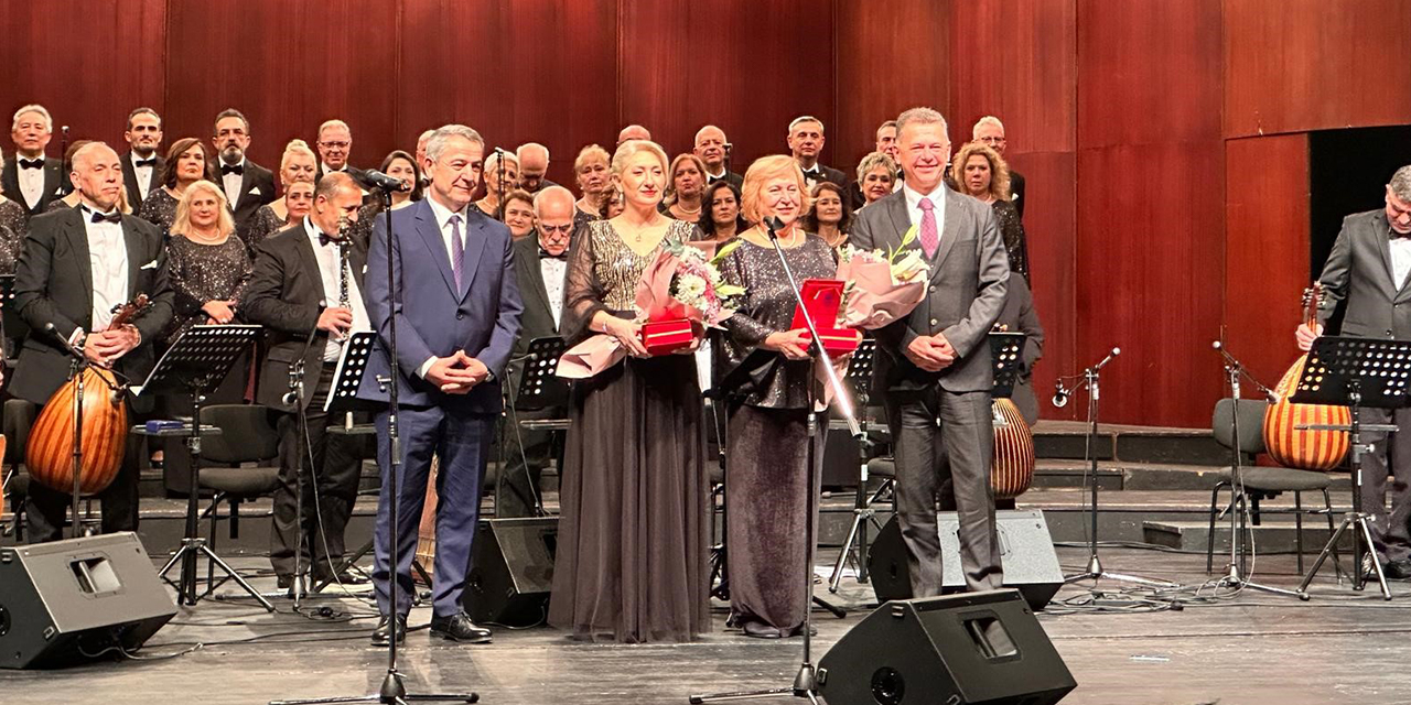 ESO Korosu izleyicilerden tam not aldı