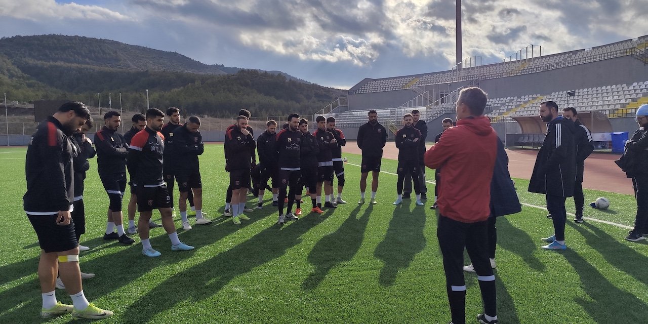 Bozan bugün kampa giriyor