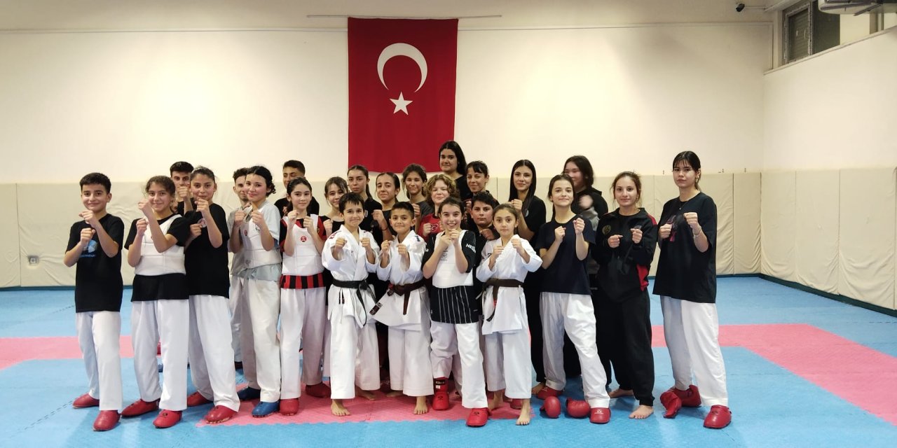 Karatecileri zirveye hazırlanıyor