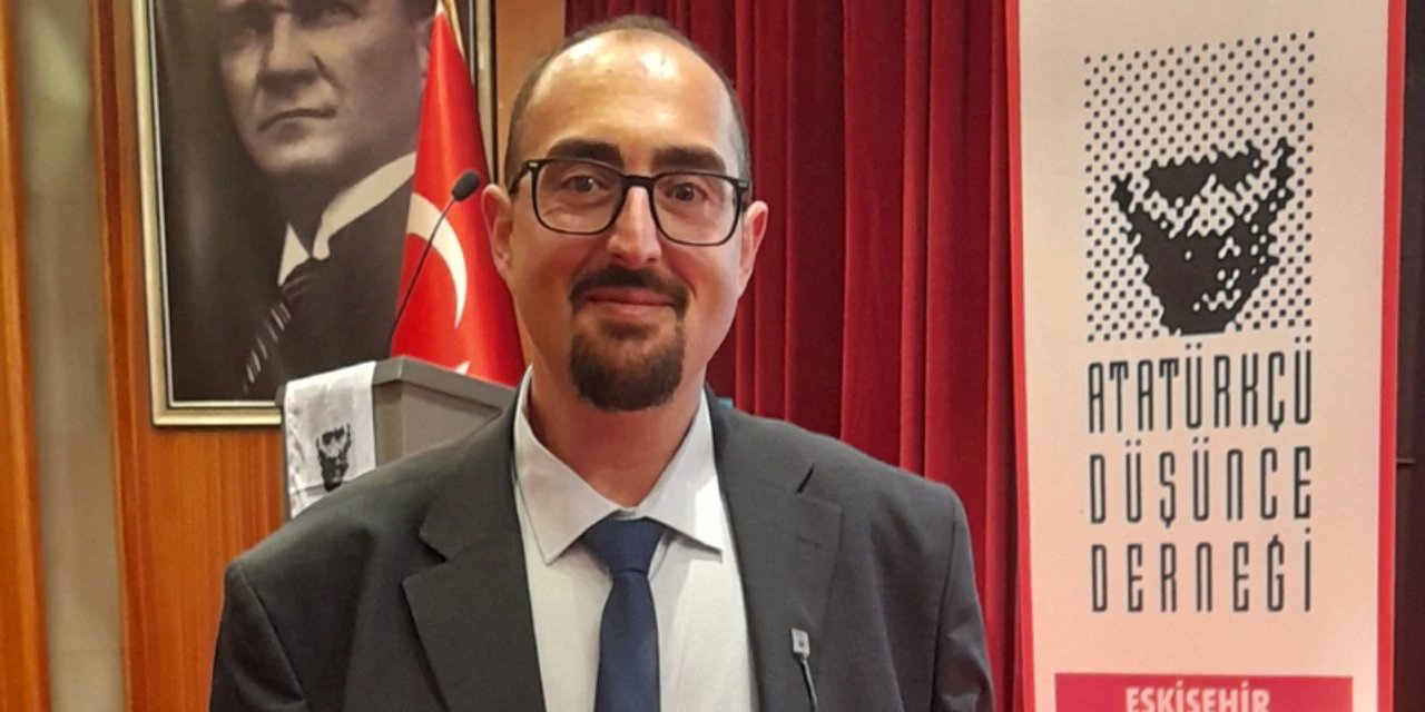 “Bizi bu karanlık tablodan Kemalizm kurtaracak”