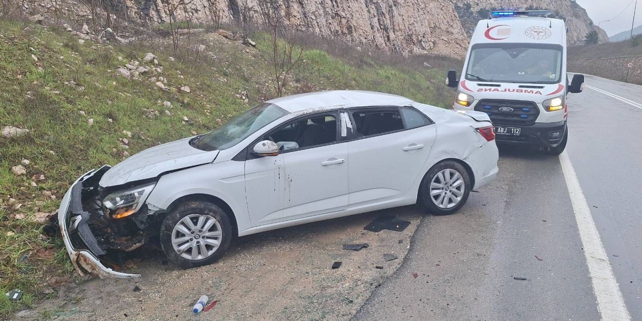 Bilecik'te feci kaza: 2 yaralı