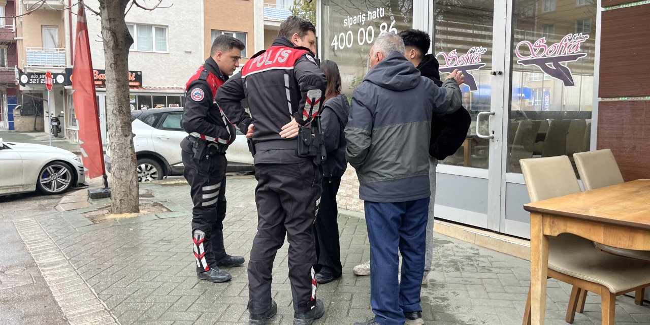 Eskişehir'de kız arkadaşının telefonuyla kaçtı