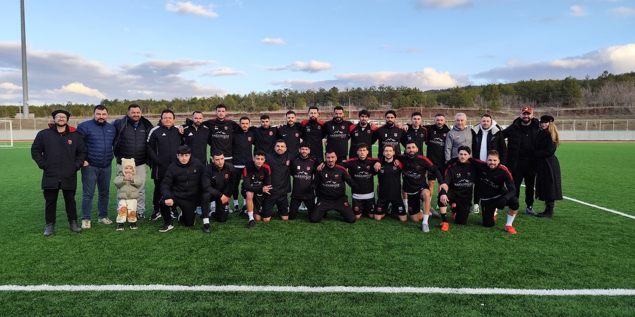 Bozanspor Gemlik’e kilitlendi