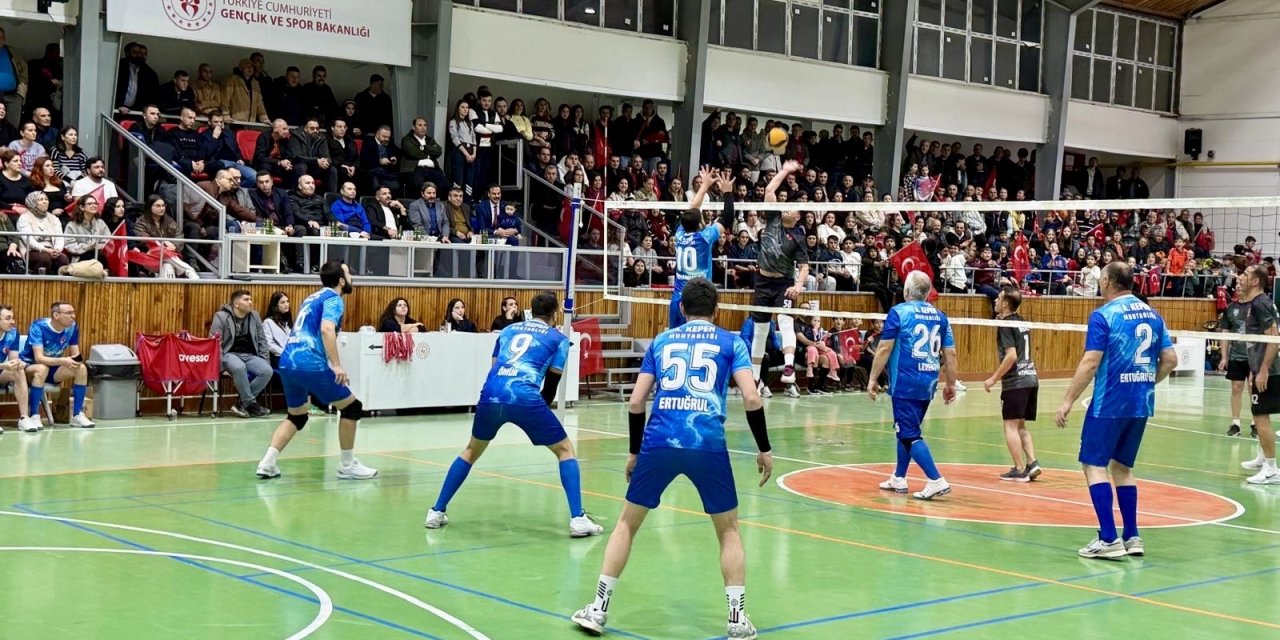 Sivrihisar'da Kurumlar Arası Voleybol Turnuvası tamamlandı