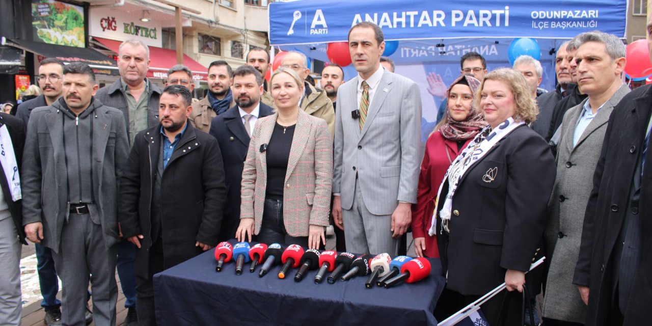 “Eskişehir’i dönüştürürsek Türkiye’yi dönüştürebiliriz”