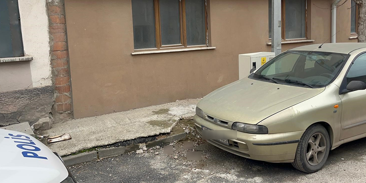 Eskişehir’de camdan düşen çocuk beton zemine çakıldı