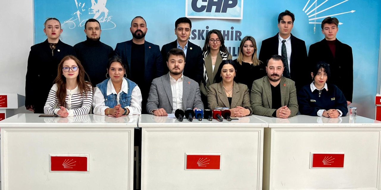 CHP’li gençlerden baskı tepkisi!