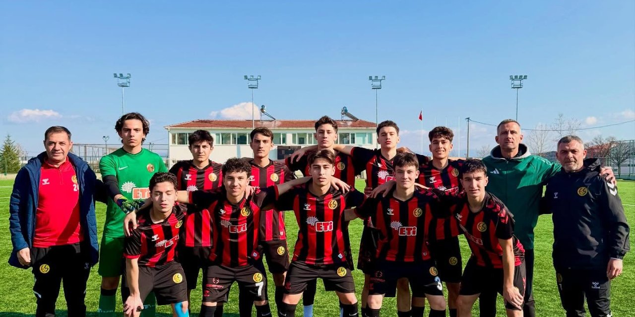 Genç şimşekler İnegöl’de