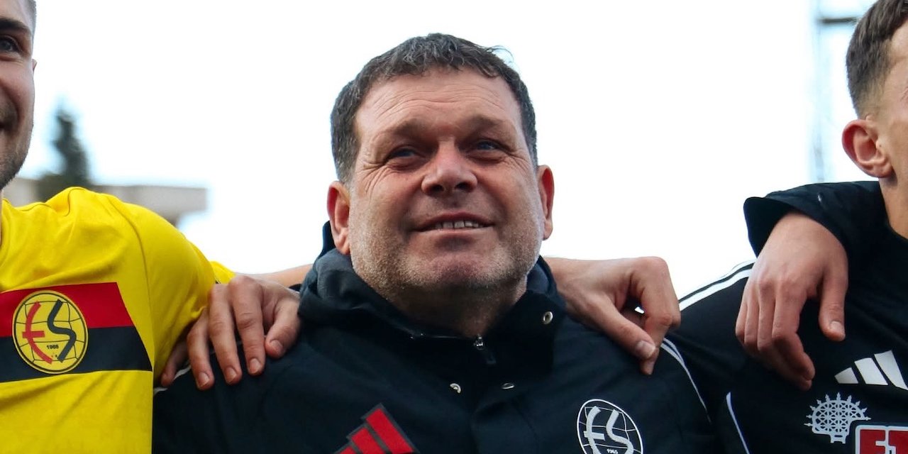 Eskişehirspor Teknik Direktörü Şapcı: Oyuncularımla gurur duyuyorum