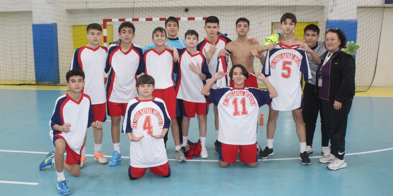 Çeyrek final yolu açıldı