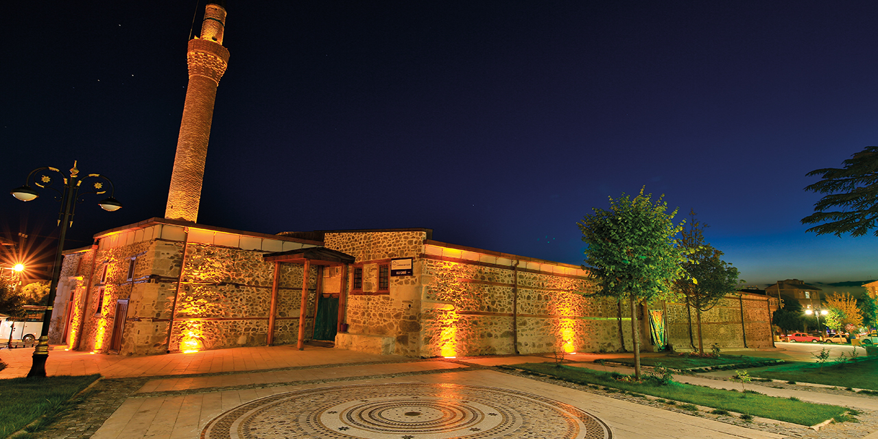 800 yıllık Selçuklu mirası Sivrihisar Ulu Cami