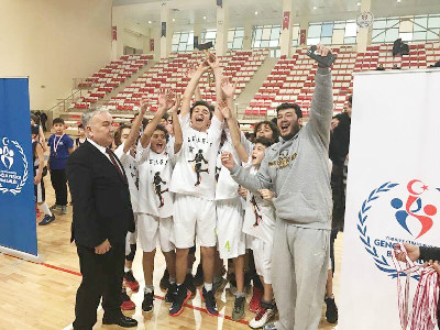 YENİ SALONDA İLK  KUPA GELİŞİMİN