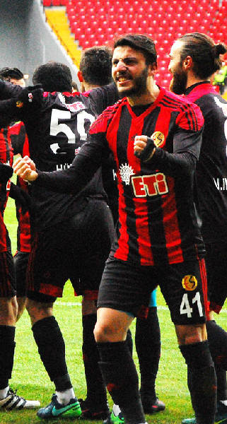 CENGAVER YİNE MUHTEŞEMDİ