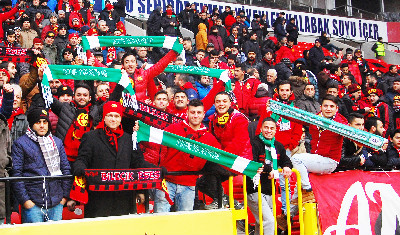 KONYALILARDAN DESTEK