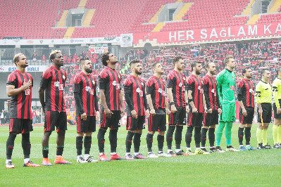 BİTSİN ARTIK 3 PUAN HASRETİ