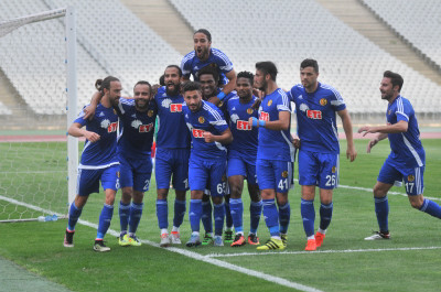 BİR KALECİDEN ÇOK  DAHA FAZLASI