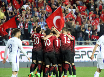 İLİMİZDE MİLLİ MAÇ HEYECANI