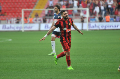 4 MAÇTA 4 GALİBİYET