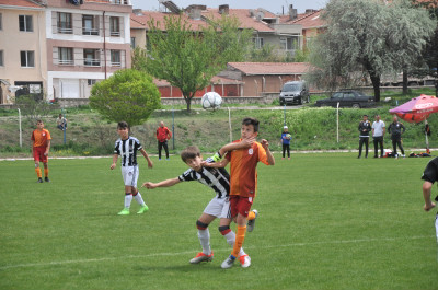 MÜTHİŞ ŞÖLEN MÜTHİŞ BİTTİ