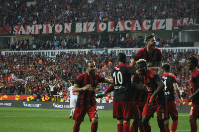 ALAYINA  İNADINA  ÖLÜMÜNE  ES-ES