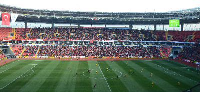 TEK ÇARE STADA İSİM HAKKI