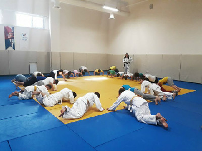 JUDOCULAR SIKI ÇALIŞIYOR