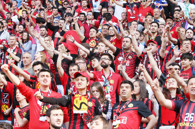 BİZ VARIZ ONLAR VAR MI