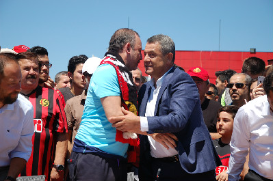 TARAFTARA ÇOK İHTİYACIMIZ VAR