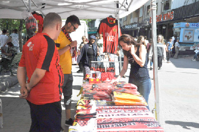 Esstore de tanıtım standı