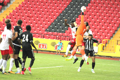 ÇOK İŞİMİZ VAR ÇOK 0-1