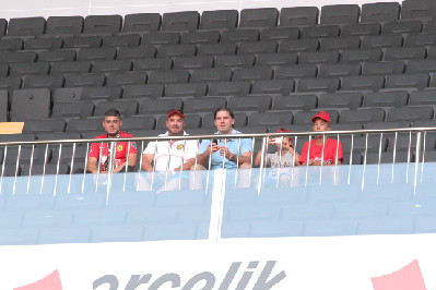 NADAREVİÇ MAÇTAYDI