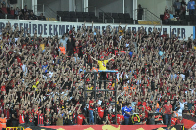 SUS PUS OLANLARI UNUTMAYACAĞIZ