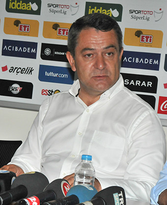 OYUNCULARIMIN MÜCADELİSİNDEN MEMNUNUM